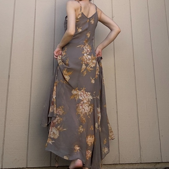 Floral Maxi Dress - Picture 8 of 10